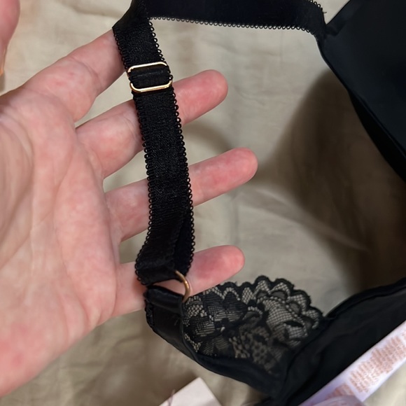 Savage X Fenty Lightly lined Bra - Picture 6 of 7